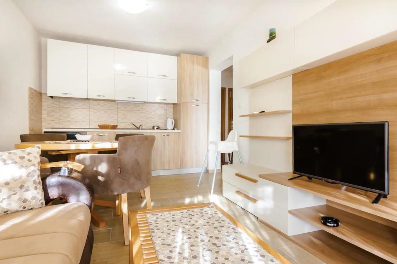 Апартаменты Mandarin Apartments Бечичи-13